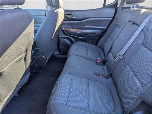 Used 2020 GMC Acadia SLE w/ Driver Convenience Package image 17