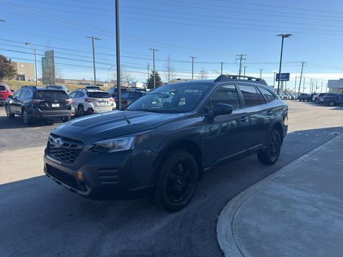 Used 2023 Subaru Outback Wilderness image 7