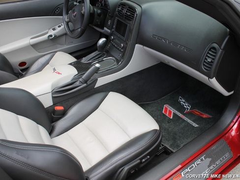 Used 2011 Chevrolet Corvette Grand Sport w/ Preferred Equipment Group RWD image 40