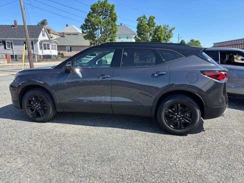 Used 2022 Chevrolet Blazer LT image 2