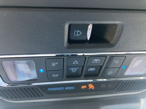 Used 2023 Ford F150 Lariat w/ Equipment Group 502A High AWD/4WD image 32