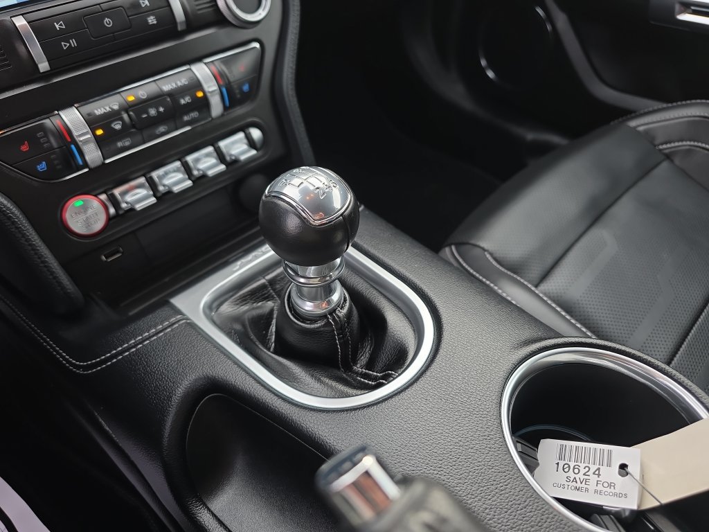 Used 2022 Ford Mustang GT Premium w/ GT Performance Package RWD image 36