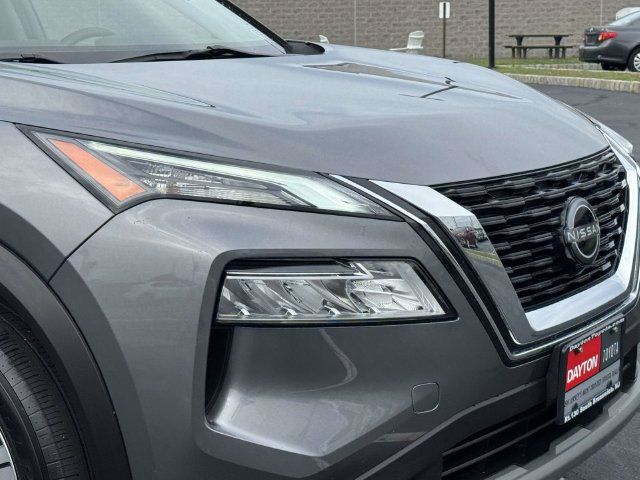 Used 2023 Nissan Rogue SV AWD/4WD image 8