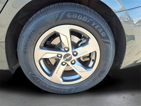 Used 2023 Kia K5 LXS image 24