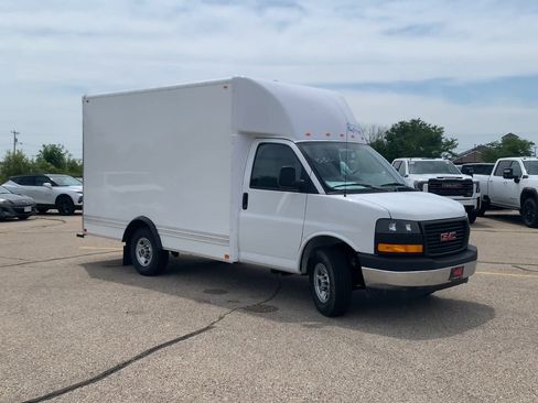 New 2025 GMC Savana 3500 w/ Power Convenience Package image 26