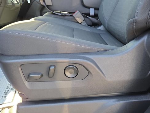 New 2026 Chevrolet Silverado 1500 Custom RWD image 16