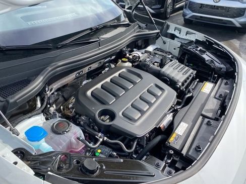 New 2026 Volkswagen Tiguan SE image 67