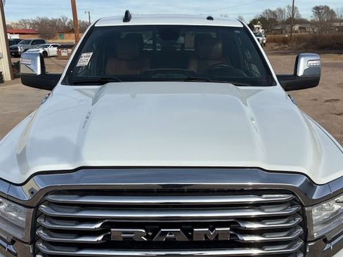 Used 2023 RAM 2500 Limited image 15