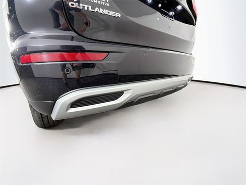 Used 2023 Mitsubishi Outlander SE AWD/4WD image 35