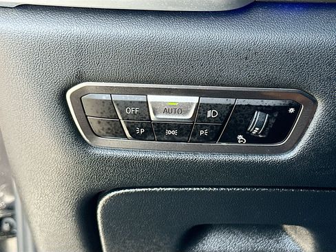 Used 2023 BMW X6 xDrive40i w/ M Sport Package AWD/4WD image 10