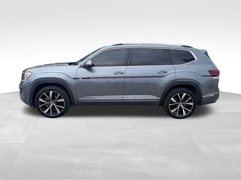 Used 2024 Volkswagen Atlas SEL Premium R-Line image 8