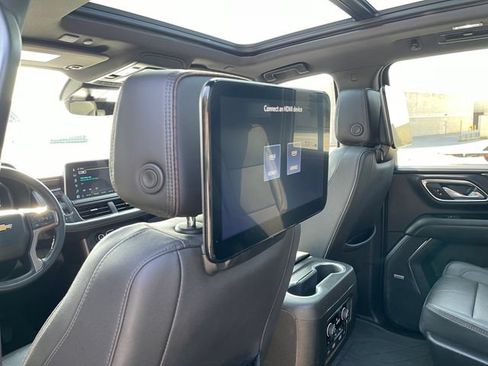 Used 2023 Chevrolet Suburban High Country w/ Max Trailering Package AWD/4WD image 28
