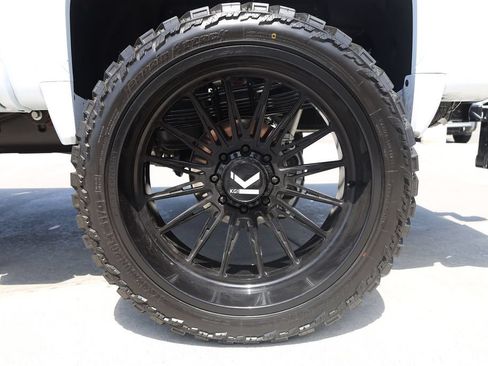 Used 2026 GMC Sierra 3500 Denali Ultimate AWD/4WD image 23