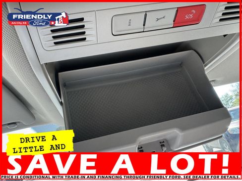 Used 2023 Volkswagen Taos SE image 34