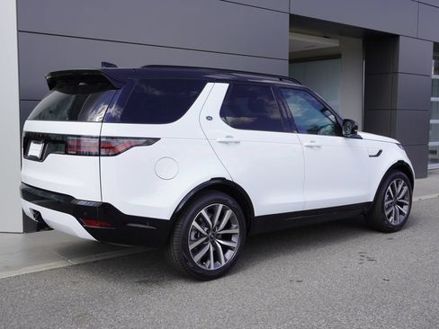 New 2026 Land Rover Discovery Dynamic SE AWD/4WD image 4