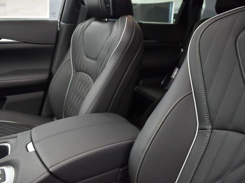 Used 2026 INFINITI QX60 Autograph w/ Dark Cargo Package image 14