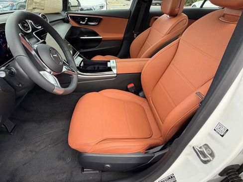 New 2026 Mercedes-Benz C 300 4MATIC Sedan image 18