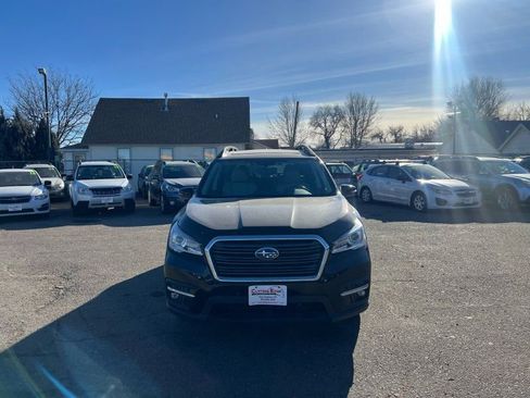 Used 2019 Subaru Ascent Limited image 3