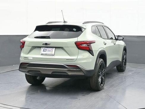 New 2026 Chevrolet Trax ACTIV w/ Driver Confidence Package image 12