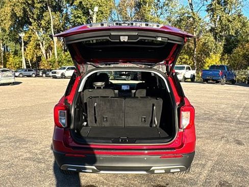 Certified 2023 Ford Explorer XLT w/ Equipment Group 202A image 30
