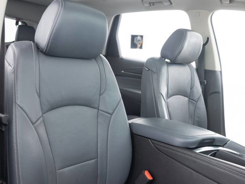 Used 2018 Buick Enclave Essence w/ Trailering Package image 26