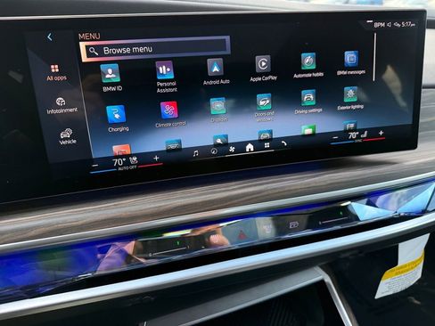 Certified 2023 BMW i7 xDrive60 AWD/4WD image 24