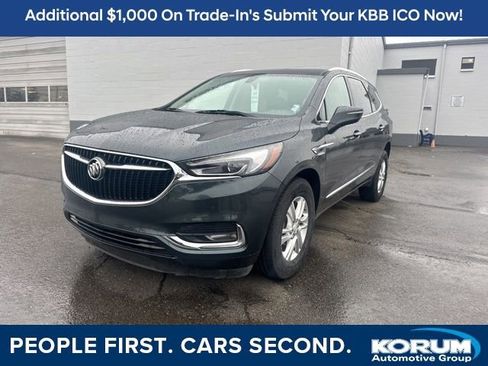 Used 2019 Buick Enclave Essence image 1