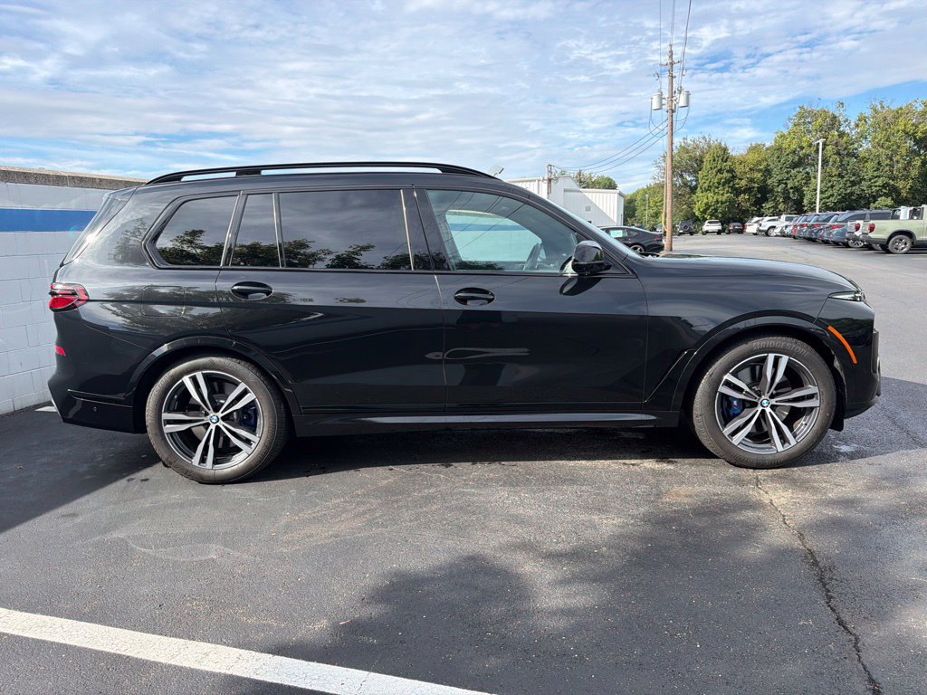 Used 2024 BMW X7 M60i w/ Executive Package AWD/4WD image 6