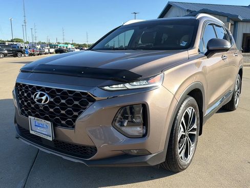 Used 2020 Hyundai Santa Fe Limited FWD image 3