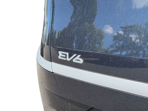 Used 2024 Kia EV6 Light AWD/4WD image 35