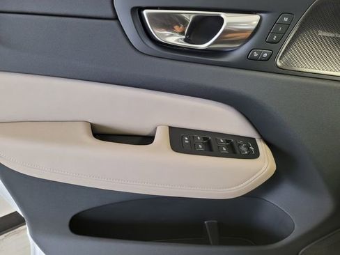 New 2026 Volvo XC60 B5 Plus w/ Protection Package Premier image 21