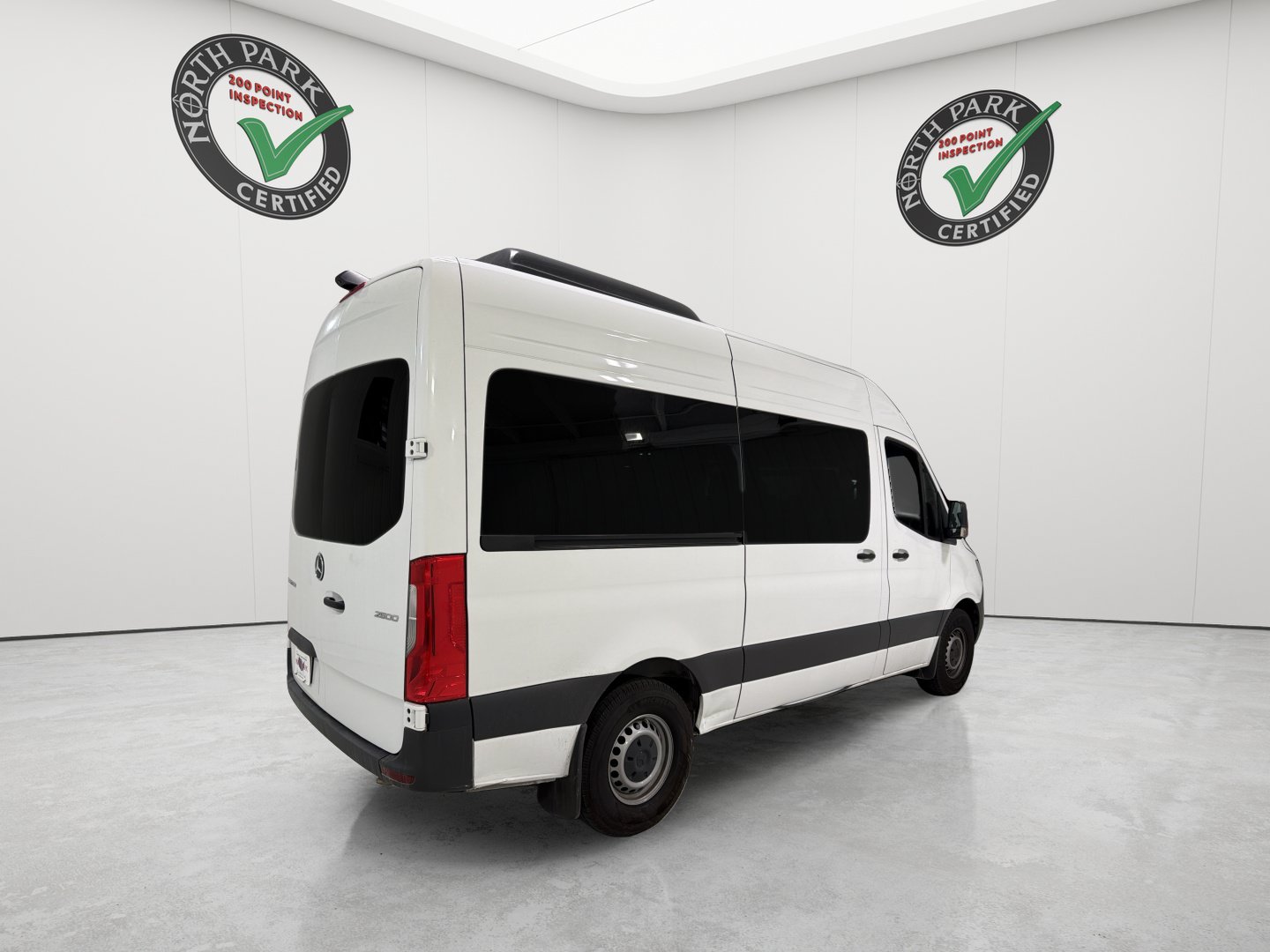 Used 2025 Mercedes-Benz Sprinter 2500 image 6