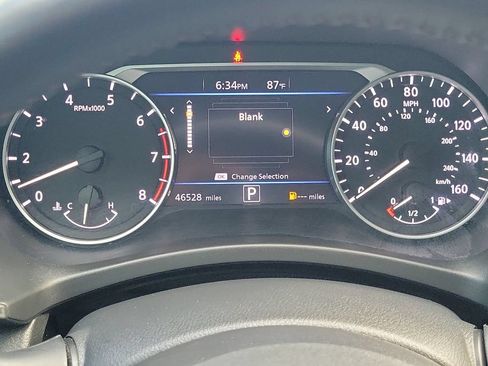 Certified 2024 Nissan Sentra SR FWD image 28