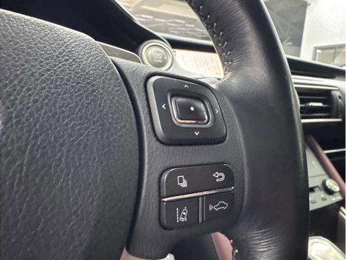 Used 2017 Lexus IS 200t w/ Navigation System Package RWD image 16