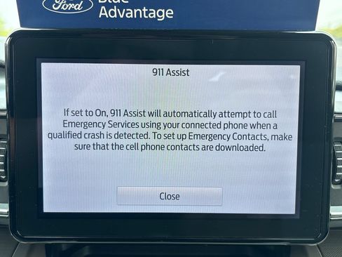 Certified 2023 Ford Explorer XLT w/ Equipment Group 202A AWD/4WD image 33