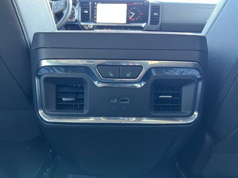 Used 2023 GMC Sierra 1500 SLT w/ SLT Premium Package image 33