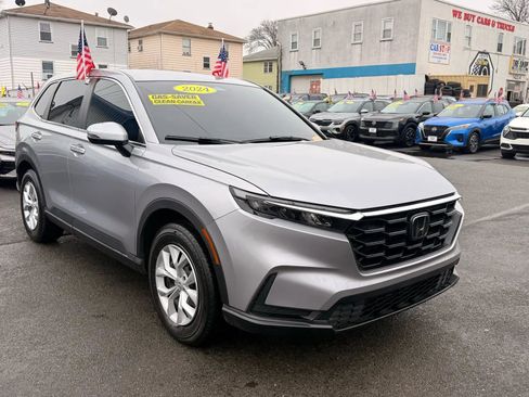 Used 2024 Honda CR-V LX image 2