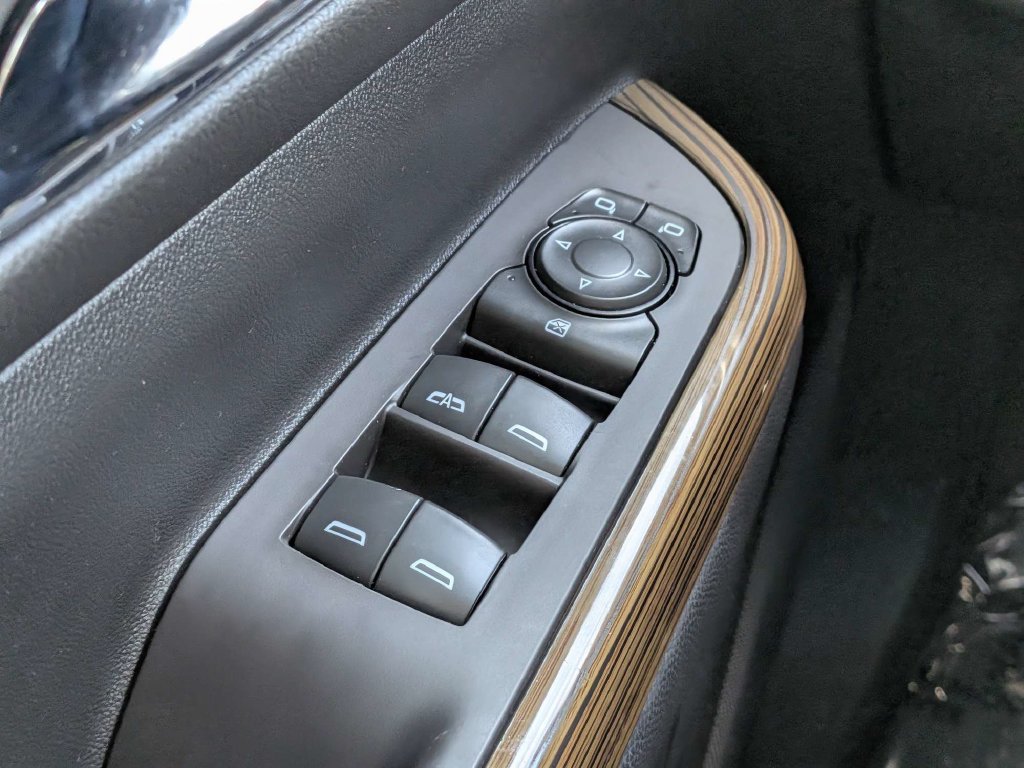 Used 2020 GMC Acadia SLE w/ LPO, Floor Liner Package AWD/4WD image 20