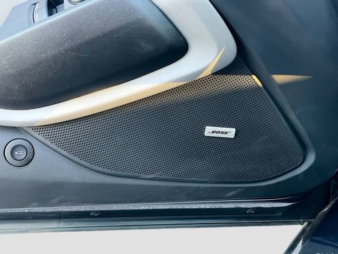 Used 2023 Chevrolet Camaro LT w/ Technology Package RWD image 18