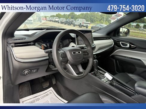 Used 2024 Jeep Compass Limited AWD/4WD image 10