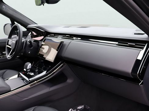 New 2026 Land Rover Range Rover Sport Autobiography AWD/4WD image 9