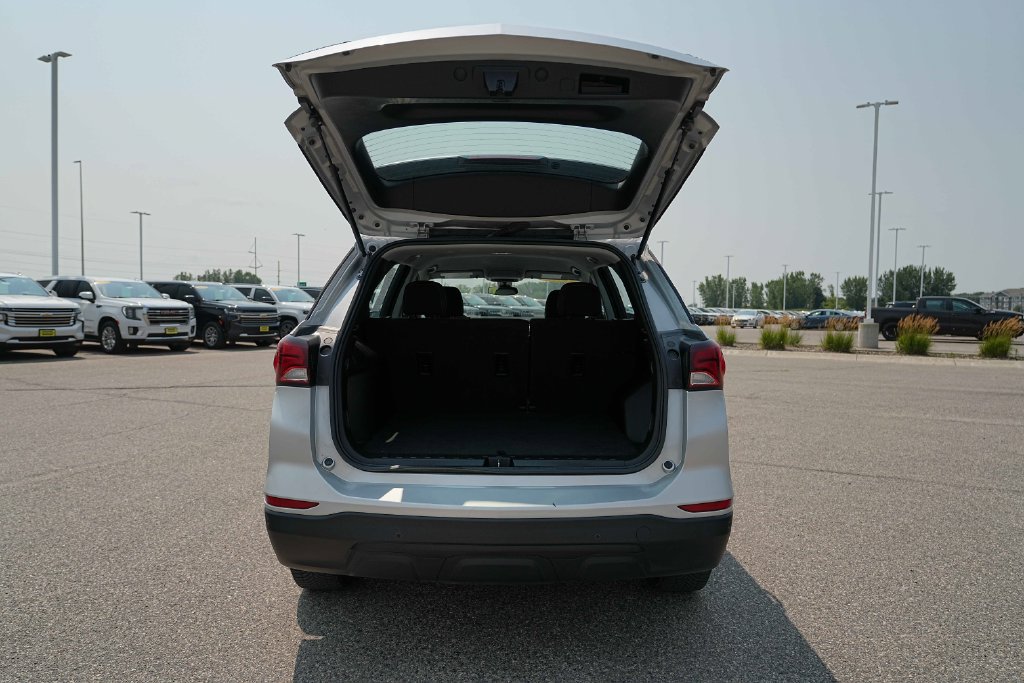 Used 2022 Chevrolet Equinox LS AWD/4WD image 15