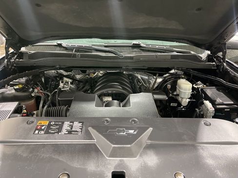 Used 2015 Chevrolet Silverado 1500 LT w/ Custom Sport Edition image 32