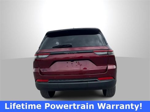 New 2025 Jeep Grand Cherokee Altitude image 7