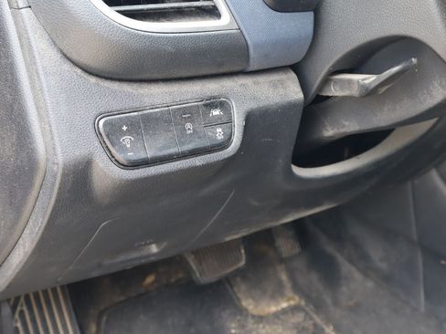 Used 2021 Kia Seltos S FWD image 20