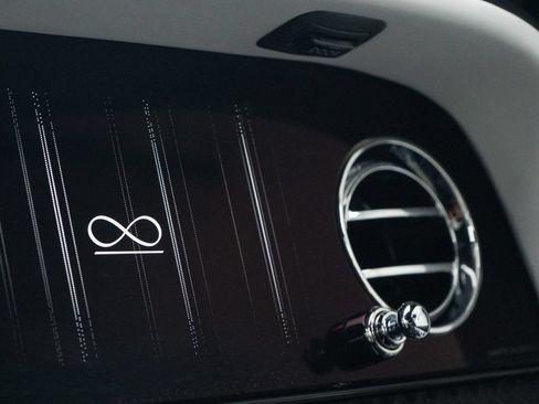 Certified 2026 Rolls-Royce Cullinan Black Badge AWD/4WD image 47