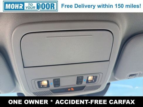 Used 2022 Ford Explorer XLT w/ Equipment Group 202A image 27