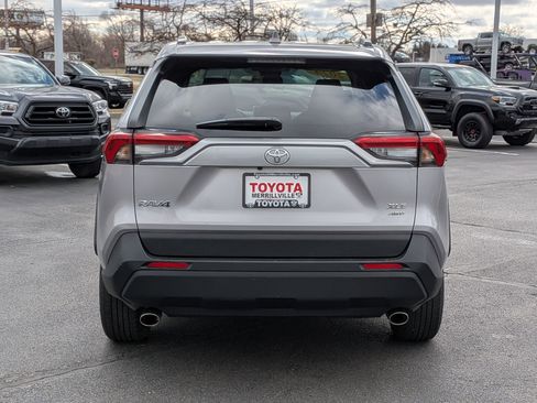 Used 2024 Toyota RAV4 XLE image 7