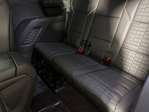 Used 2026 Cadillac Escalade V AWD/4WD image 15