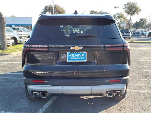 New 2026 Chevrolet Traverse LT image 9